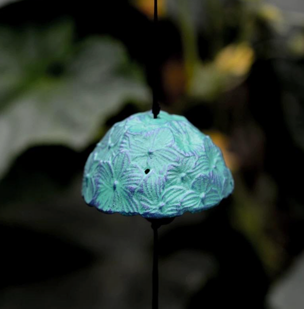 Japanese Handmade Hydrangea Wind Bell / Furin Garden Decoration With Wish Paper